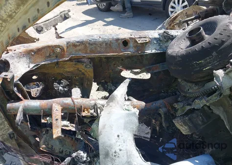 2013 BMW 528I xDrive из США, поврежденный, VIN WBAXH5C5XDD113879